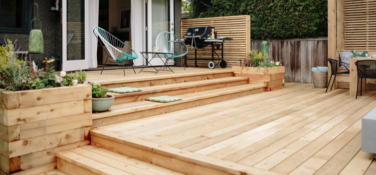 Cedar Decking Suppliers in Sunland-Tujunga, CA