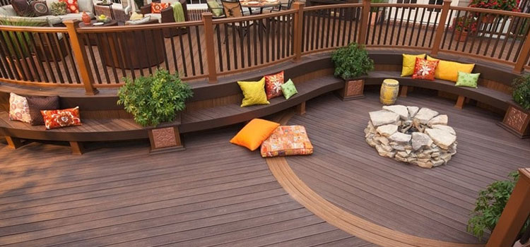 Gray TREX Decking in Sunland-Tujunga, CA