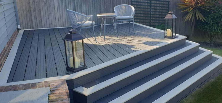 TREX Decking in Sunland-Tujunga, CA