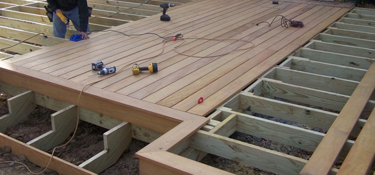 Wood Deck Builders in Sunland-Tujunga, CA